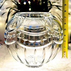 Large Fifth Avenue Crystal European Style Rose Bowl